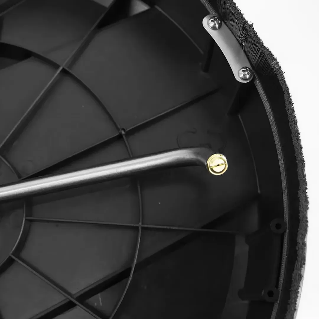 Driveway & Flat Surface Cleaner - 15 Inch Diameter, 2100psi, 6GPM impact resistant with 1/4" M Quick-Connector - Image 3