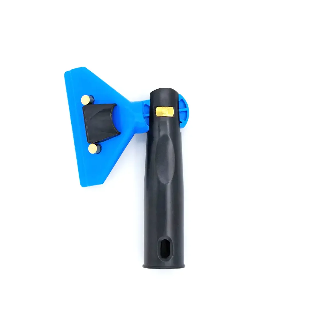 Rotating Squeegee Attachment for Venom Trad Poles - Image 7