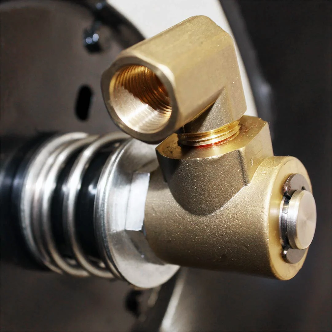 Base Pivoting High Pressure Hose Reel - Image 3